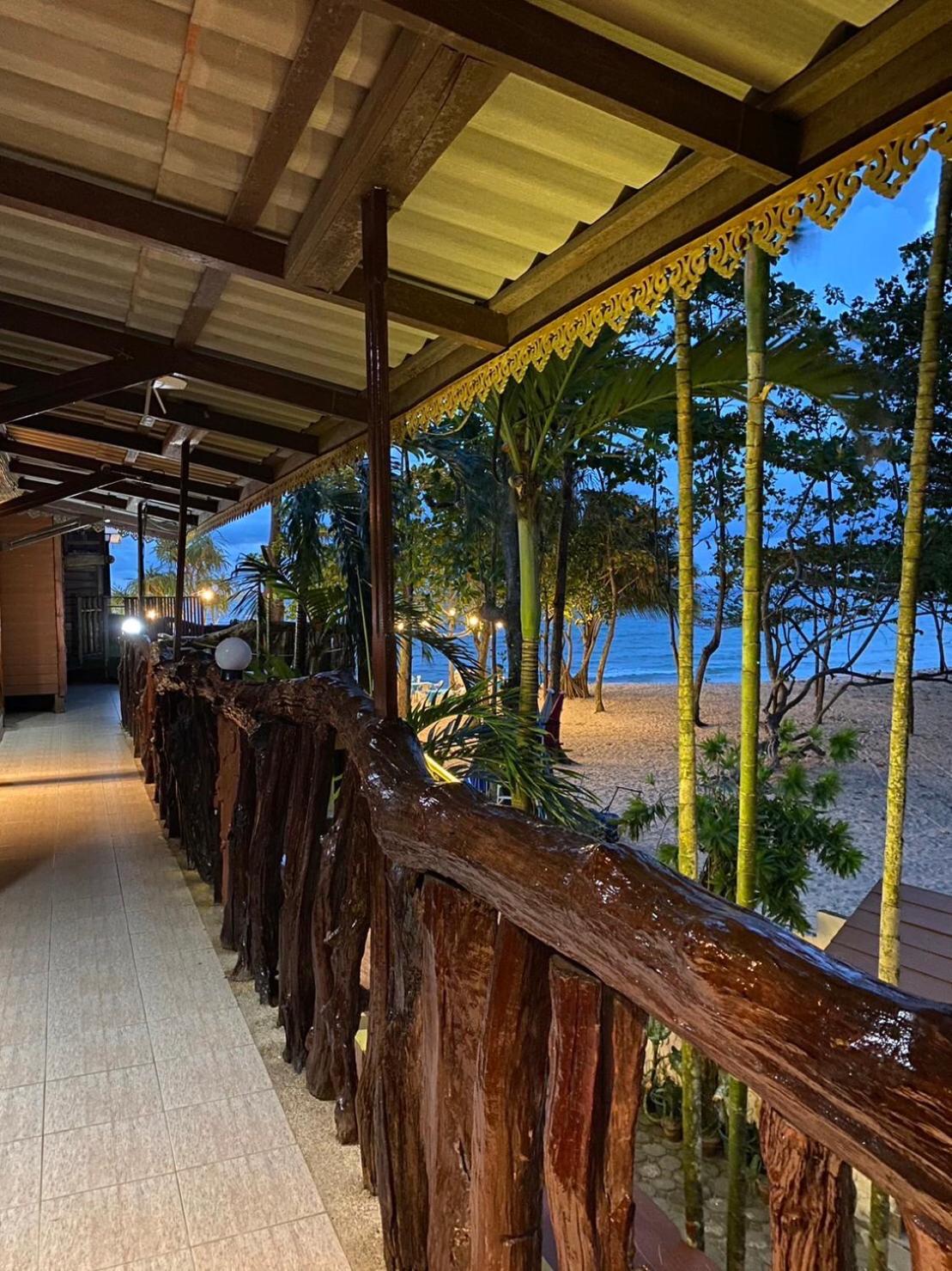 Ruan Mai Naiyang Beach Resort Nai Yang Beach Extérieur photo