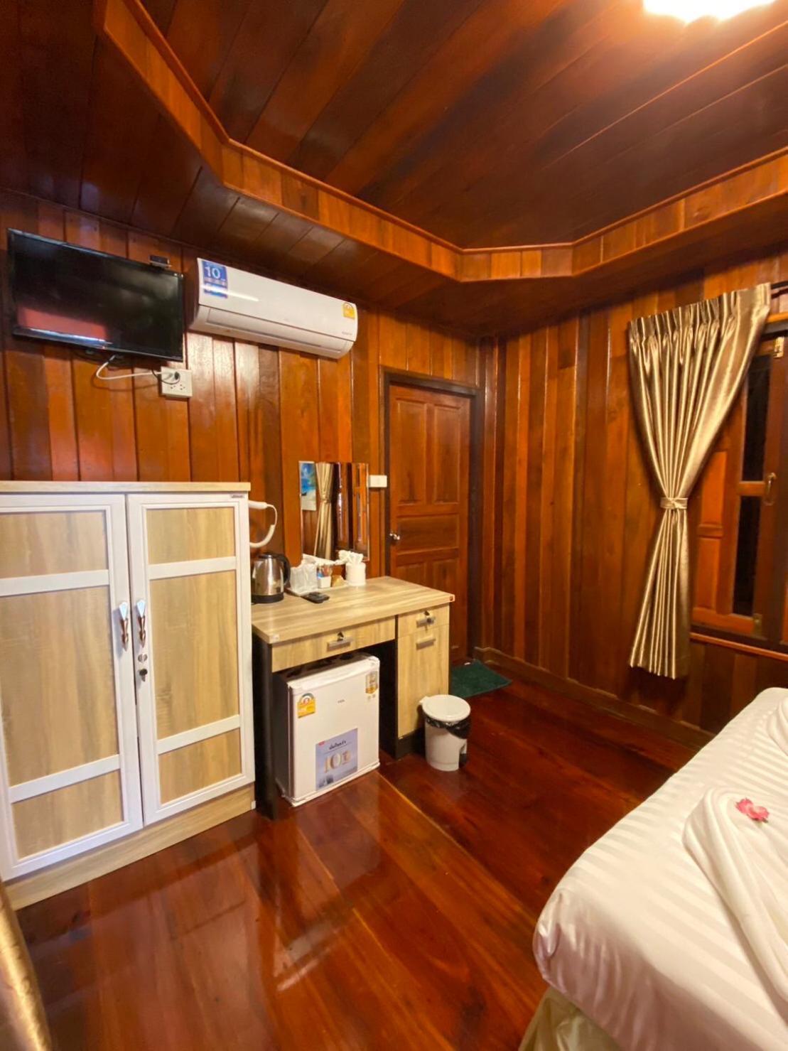 Ruan Mai Naiyang Beach Resort Nai Yang Beach Extérieur photo